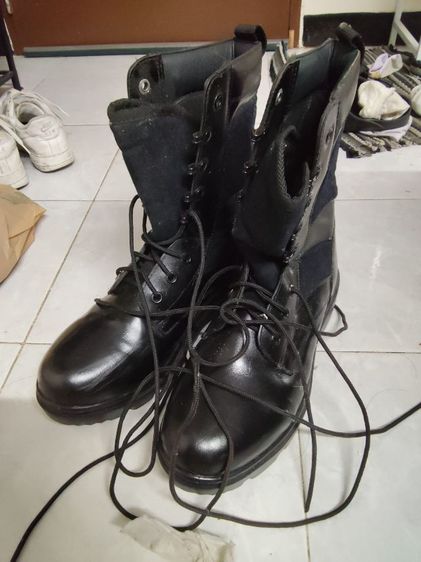 ดำ หนังแท้ รองเท้าหนังแบบทางการ UK 10 | EU 44 2/3 | US 10.5 ขายรองเท้าคอมแบท เบอร์10 ของแท้ทบ.