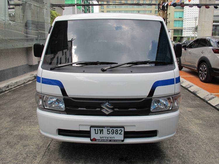 Suzuki Carry 2023 1.5 Pickup เบนซิน ไม่ติดแก๊ส เกียร์ธรรมดา ขาว รูปที่ 3