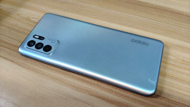 OPPO Reno 6Z 5G Ram8 Rom125 รูปที่ 2