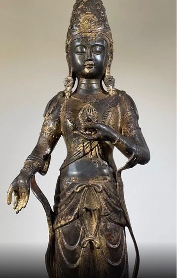 ✨รูปปั้นพระอวโลกิเตศวร (Avalokiteśvara)  รูปที่ 3