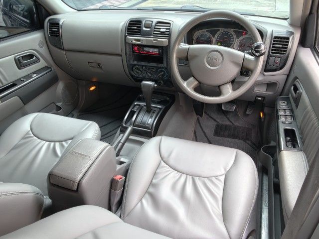 Isuzu Adventure Master 2006 3.0 4X2 Utility-car ดีเซล ไม่ติดแก๊ส เกียร์อัตโนมัติ ดำ รูปที่ 3