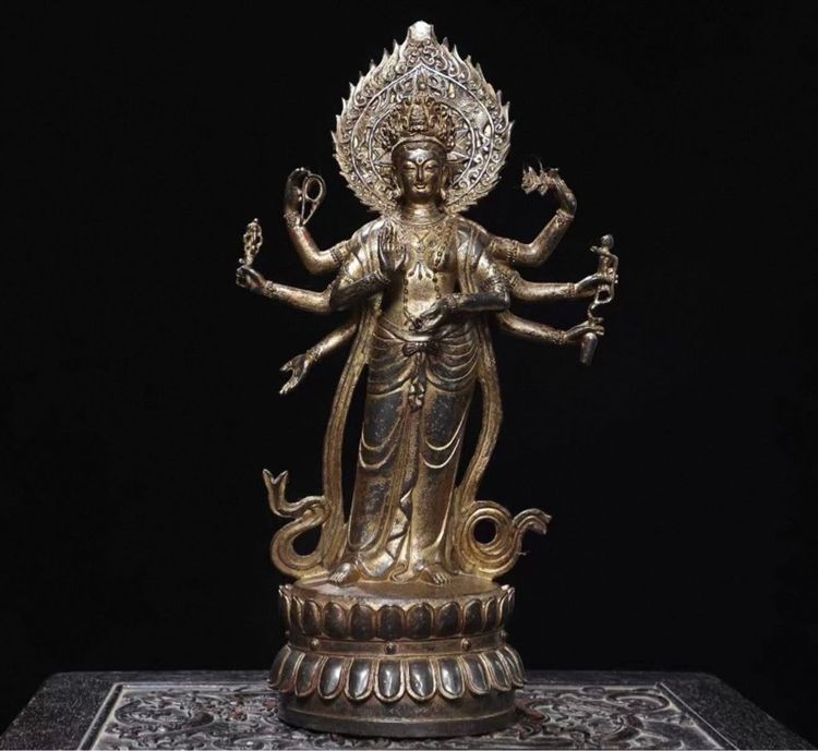 ✨พระอวโลกิเตศวรโพธิสัตว์ (เจ้าแม่กวนอิม) 