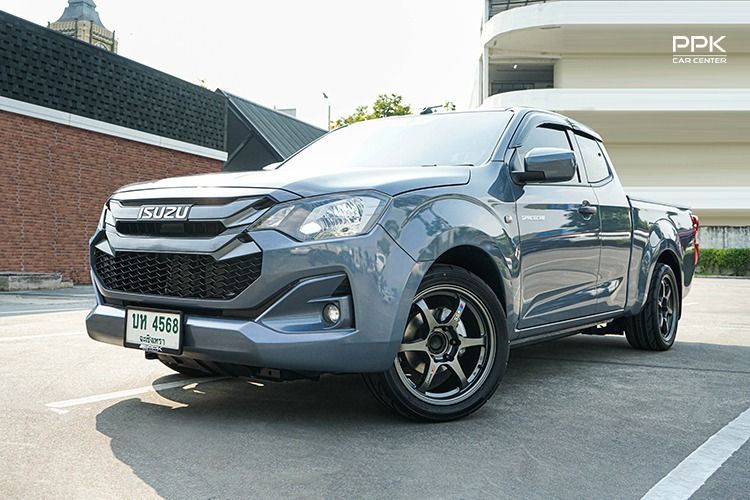 รถ Isuzu D-MAX 3.0 S สี เทา