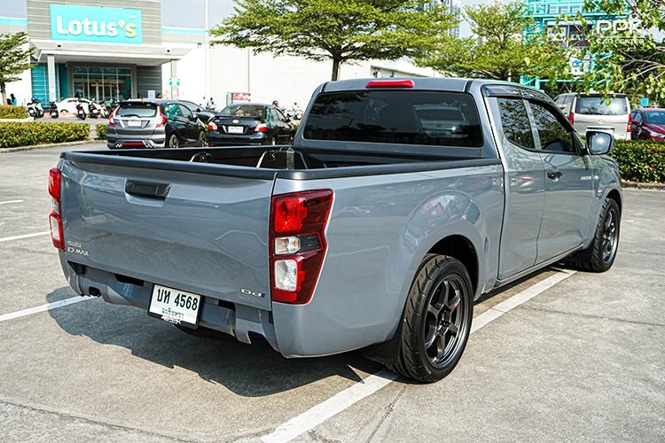 Isuzu D-MAX 2024 3.0 S Pickup ดีเซล ไม่ติดแก๊ส เกียร์ธรรมดา เทา รูปที่ 4