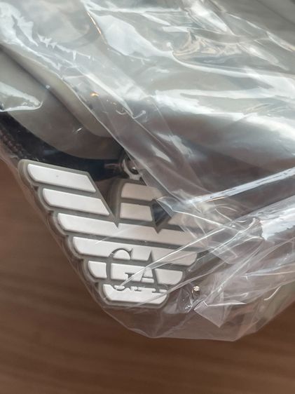 Emporio Armani ของแท้ กระเป๋า Pouch Bag ใหม่ ยังซีล รูปที่ 3