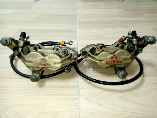 ระบบเบรค มอเตอร์ไซค์ ปั๊มเบรค brembo 4 พอต (xjr400)