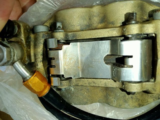 ปั๊มเบรค brembo 4 พอต (xjr400) รูปที่ 3