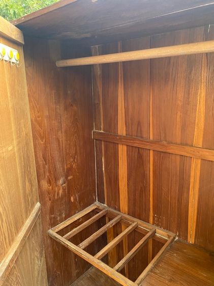 ตู้เสื้อผ้าไม้สักทั้งใบ รูปที่ 4