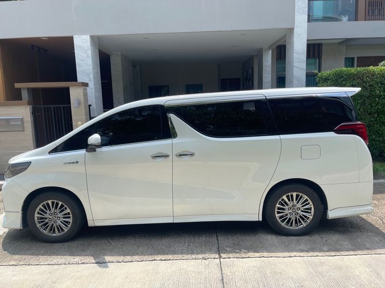 Toyota Alphard 2019 2.4 Hybrid E-Four 4WD Van ไฮบริด เกียร์อัตโนมัติ ขาว รูปที่ 4