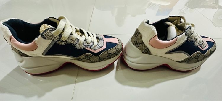 ขายรองเท้าผู้หญิง Gucci Women’s GG Rhyton Sneaker เบอร์ 36 ครึ่ง รูปที่ 5