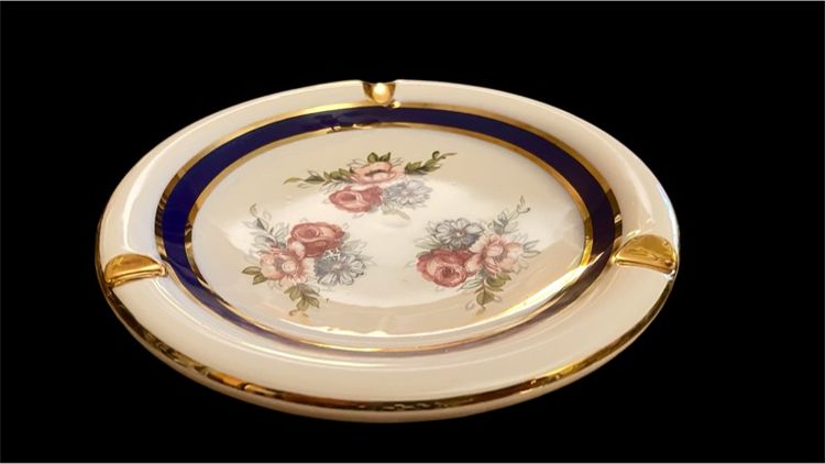 ที่เขี่ยบุหรี่ รูปที่ 2