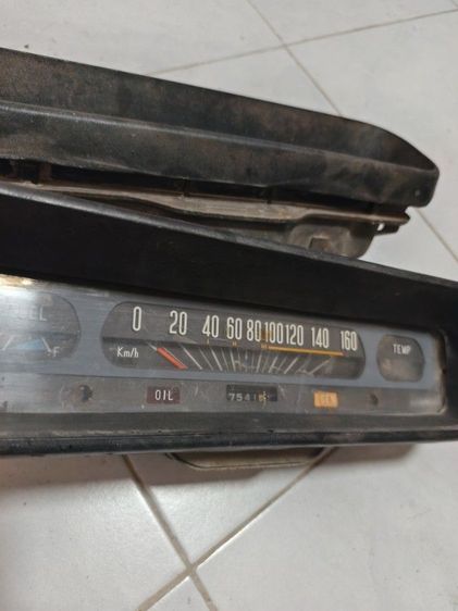เรือนไมล์ mazda 1600