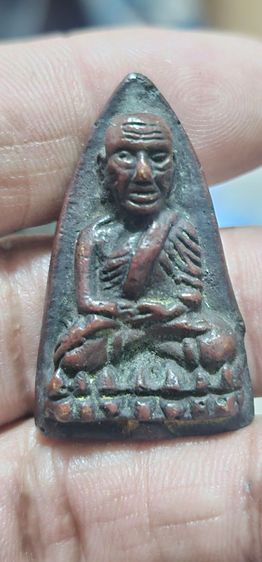 หลวงปู่หลังเตารีดปี2505 รูปที่ 2