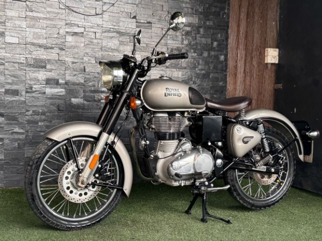 🔥 Royal Enfield Classic 500 จดทะเบียนปี 2022 รุ่นปี 2021 ABS ตัวสุดท้าย 🔥 