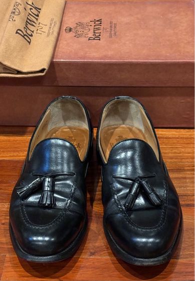 ดำ หนังแท้ รองเท้าหนังแบบทางการ UK 7.5 | EU 41 1/3 | US 8 อื่นๆ Berwick Tassel Loafers 8491 Calf Black