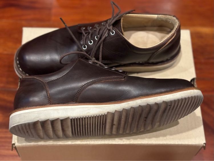 Mupers Street Derby Brown Oil Leather Shoes รูปที่ 5
