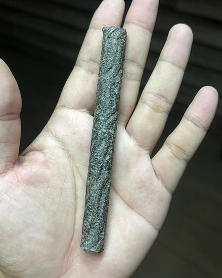 เปิดตะกรุดดอกใหญ่ยาว 5 นิ้วไม่ทราบที่(มีสินค้าหลายรายการกดเข้ามาดูในโปรไฟล์ได้เลยครับ)