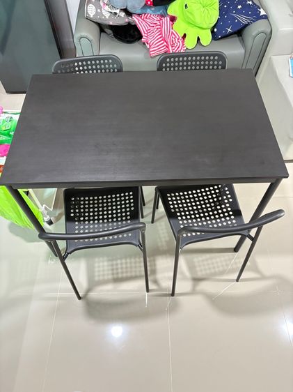 ชุดโต๊ะกินข้าวอิเกีย พร้อมเก้าอี้ 4 ตัว IKEA รูปที่ 3