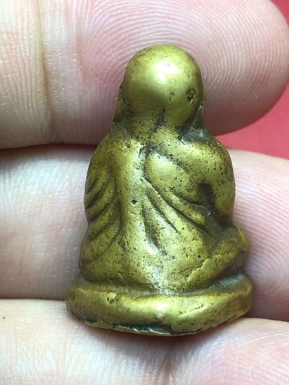 พระรูปหล่อหลวงพ่อเงินพิมพ์ขี้ตา รูปที่ 5