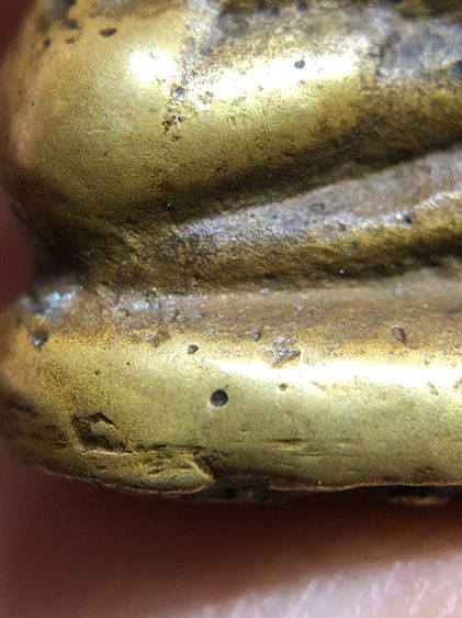 พระรูปหล่อหลวงพ่อเงินพิมพ์ขี้ตา รูปที่ 10