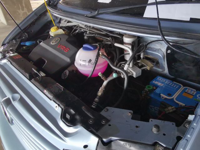 Volkswagen Caravelle 2001 2.8 V6 Van เบนซิน ไม่ติดแก๊ส เกียร์อัตโนมัติ ฟ้า รูปที่ 3