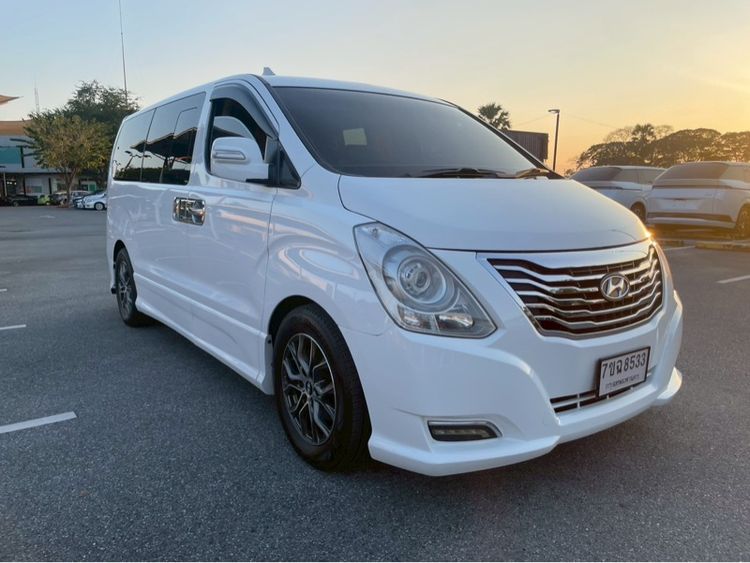 Hyundai Grand Starex 2015 2.5 VIP Utility-car ดีเซล ไม่ติดแก๊ส เกียร์อัตโนมัติ ขาว รูปที่ 3