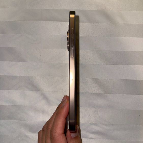 ขาย iPhone 16 Pro Desert Titanium ความจุ 1 TB ประกันหมดแล้ว รูปที่ 3