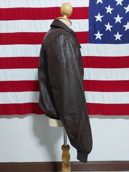 Vintage Cooper A-2 Made In USA Leather Flight Jacket Size 42R หนังแท้สีน้ำตาลเข้มสวย ซิป Ideal จั๊มปลายแขนและเอวแน่นๆไม่ย้วย รูปที่ 2