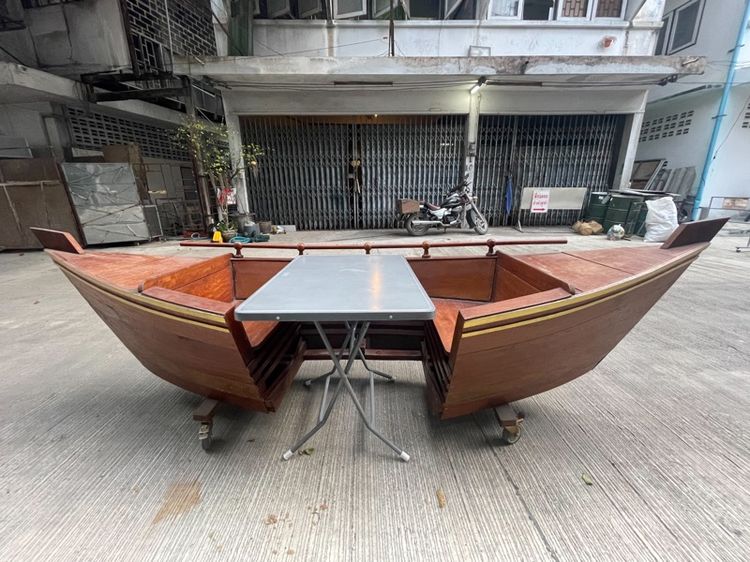 ขายเรือไม้แท้ ไว้สำหรับนั่งเล่น2ที่นั่ง มาตราฐาน ไว้สำหรับแต่งร้าน แต่งบ้าน