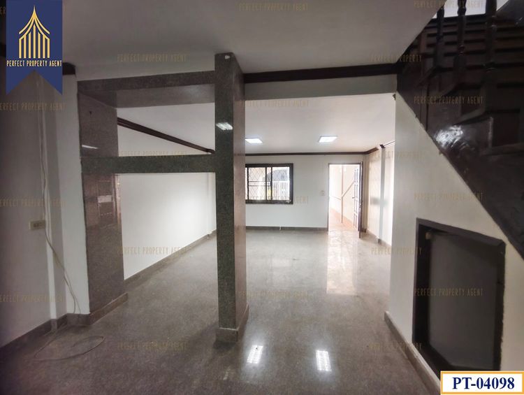 ขายและให้เช่า ม. ชลาธร ช่างอากาศอุทิศ มีเทอเรซ บ้านพร้อมอยู่ ดอนเมือง รูปที่ 3