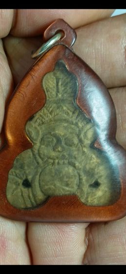 กระลาตาเดียว แกะพระราหูอมจันทร์ วัดผศรีษระทอง รอสจารย์มองแทบไม่เห็นเพราะ ความเก่าตามการเวลา รูปที่ 6