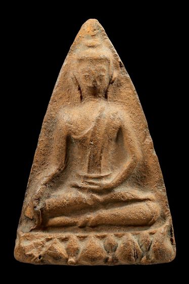 พระกรุ ขุนแผนนั่งบัว เนื้อดิน