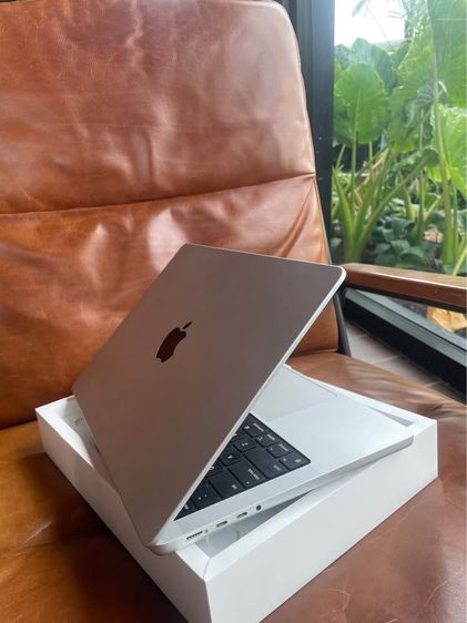 MacBook M1 Pro Ram 16 1Terrabyte 14 inch  Silver color แบต 96 ประกันหมด ครบกล่องง ไม่มีรอย บุบหล่น