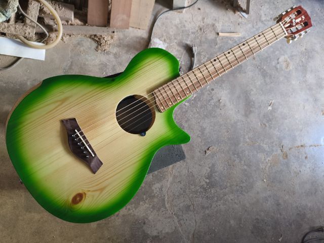 กีตาร์ Acoustic Custom