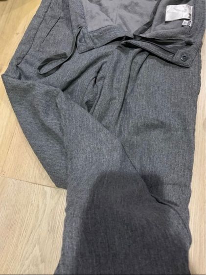 กางเกงขายาว สีเทา ใส่กันลมกันหนาว  แบรนด์ uniqlo ญี่ปุ่น Size M สวมใส่สบาย  ผ้าไม่หนัก จะใส่ทำงาน ใส่ออกงาน ใส่ลำลอง ใส่ได้ทุกเทศกาล จ้า  รูปที่ 5