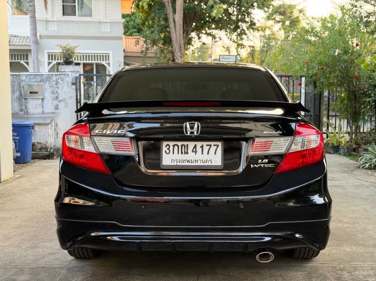 Honda Civic 2014 1.8 Modulo Sedan เบนซิน ไม่ติดแก๊ส เกียร์อัตโนมัติ ดำ รูปที่ 4