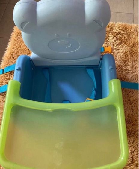 Chikko booster portable chair 