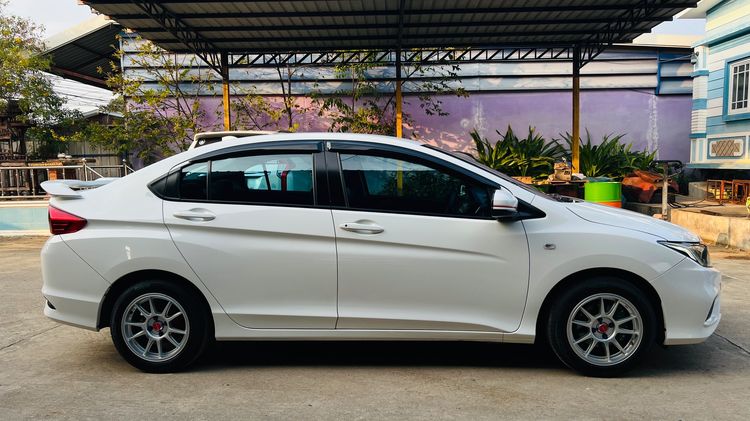รถ Honda City 1.5 S i-VTEC สี ขาว