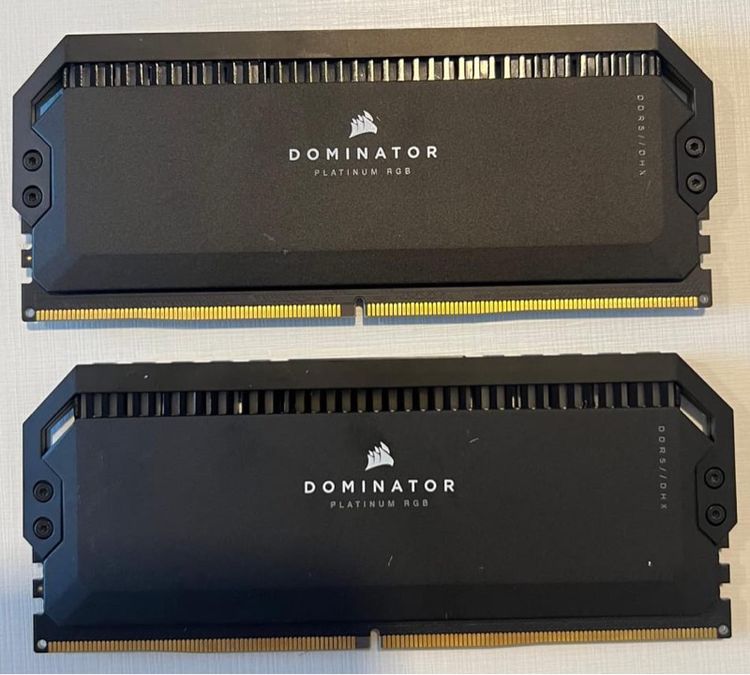 32GB (16GBx2) DDR5 5200MHz RAM (หน่วยความจำ) 