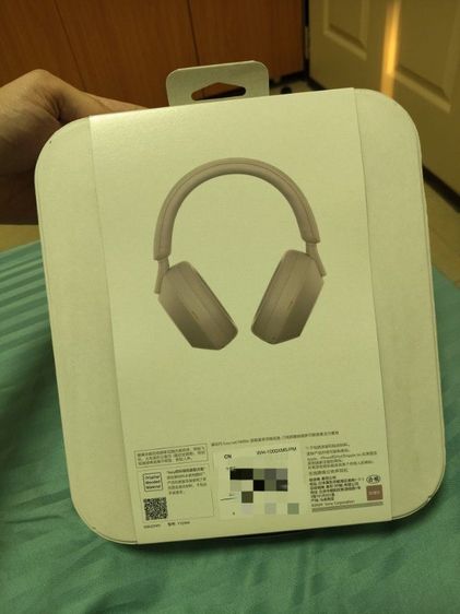 ขายหูฟัง sony WH-1000XM5 สีชมพู วันที่ผลิต 18 08 2025 ของใหม่ ยังไม่เปิดกล่อง
 รูปที่ 2