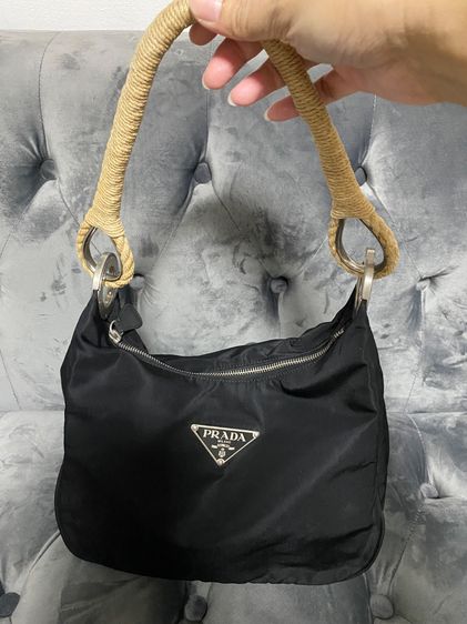 กระเป๋า Prada แท้