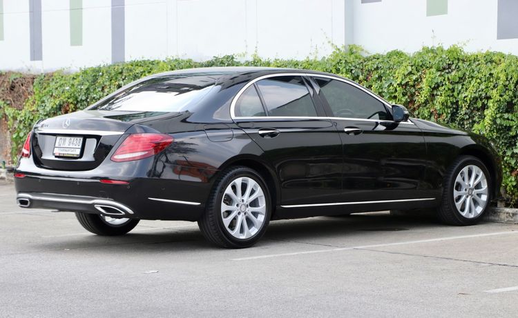 Mercedes-Benz E-Class 2016 E220 CDI Sedan ดีเซล ไม่ติดแก๊ส เกียร์อัตโนมัติ ดำ รูปที่ 4