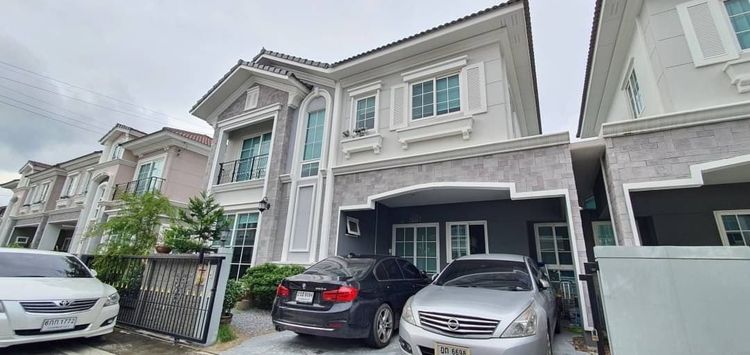 มีบางส่วน ขายบ้านแฝด โกลเด้น นีโอ 2 บางนา-กิ่งแก้ว fully furnitured พร้อมเข้าอยู่ ทำเลดี ใกล้เมกะบางนา