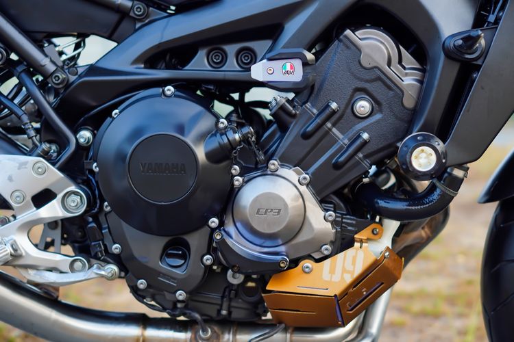 YAMAHA MT-09 ABS ปี 2018 เริ่มต้นฟรีดาวน์ พร้อมของแต่งจัดเต็มพร้อมใช้ รูปที่ 13