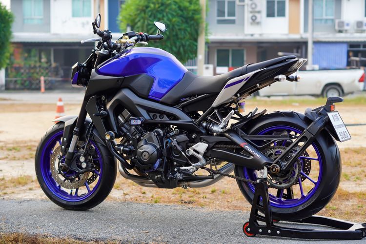 YAMAHA MT-09 ABS ปี 2018 เริ่มต้นฟรีดาวน์ พร้อมของแต่งจัดเต็มพร้อมใช้ รูปที่ 10