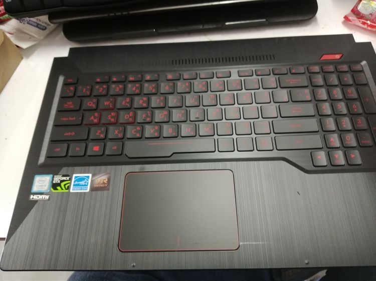 ชิ้นส่วนโน๊ตบุ๊ค