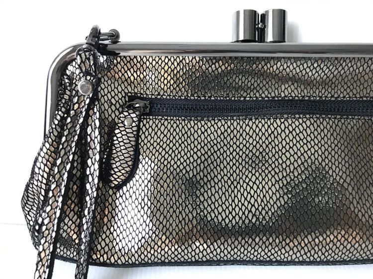 กระเป๋าคลัตช์ มือสอง หนังแท้ รูปที่ 4