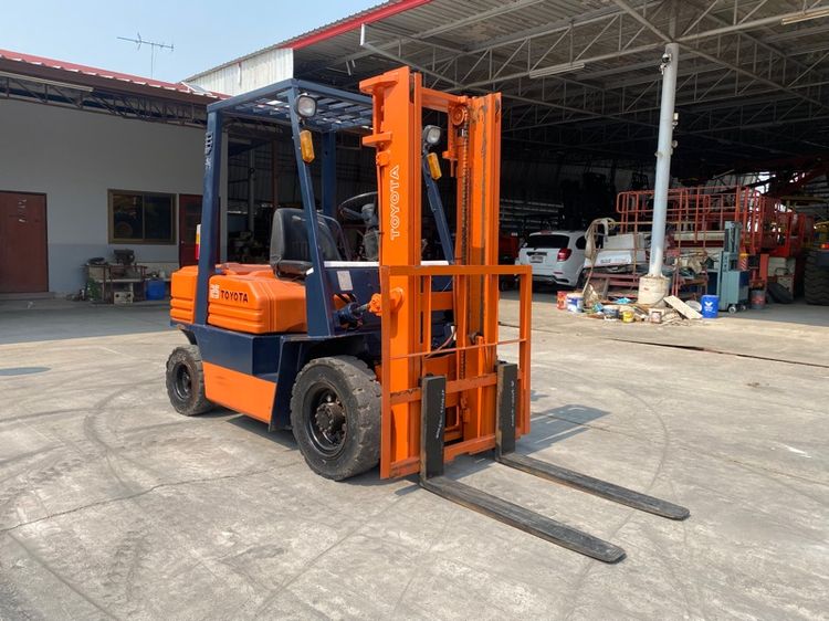 รถฟอร์คลิฟท์  TOYOTA รุ่น 02-5FD25  ยก 2.5 ตัน เสาสูง 3 เมตร รถเก่านอก รูปที่ 4