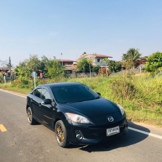 Mazda Mazda3 2013 2.0 Maxx Sports Sedan เบนซิน ไม่ติดแก๊ส เกียร์อัตโนมัติ ดำ รูปที่ 2