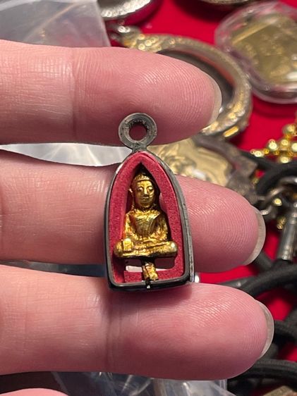 พระยอดธง